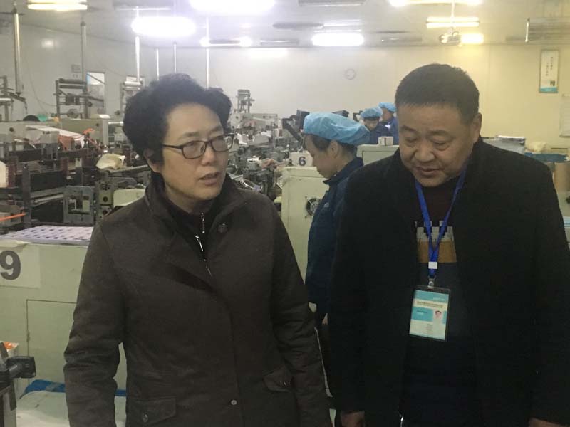Wei Qingwei, Director del Comité Económico y de Información de la ciudad de Anqing, vino a nuestra empresa para inspeccionar el trabajo.