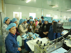 20 clientes de Tailandia visitaron nuestra empresa-KMNPack